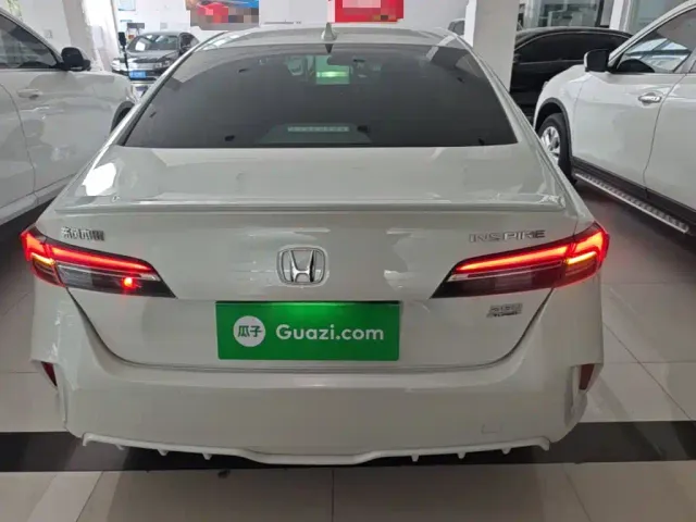 Honda Inspire — Фото автомобиля 3
