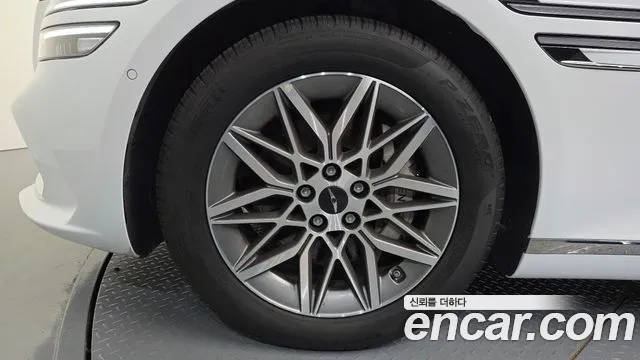 Genesis G80 RG3 — Фото автомобиля 5