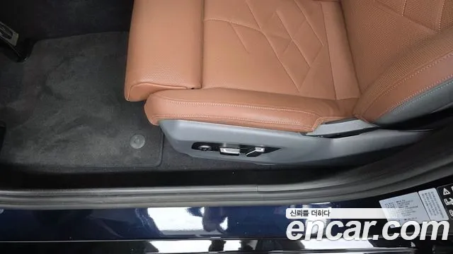 BMW 5-Series 5 серия (G60) 530i xDrive M Sport — Фото автомобиля 29