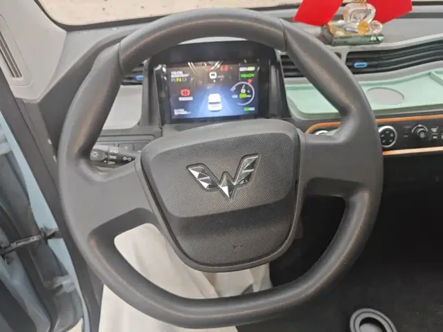 Wuling Hongguang Mini EV — Фото автомобиля 10