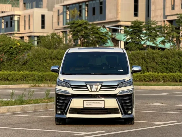 Toyota Vellfire — Фото автомобиля 2