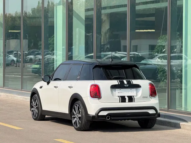 MINI Hatch — Фото автомобиля 19