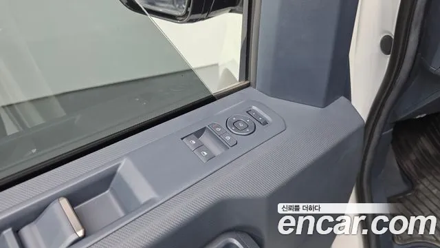 Kia PV5 — Фото автомобиля 29