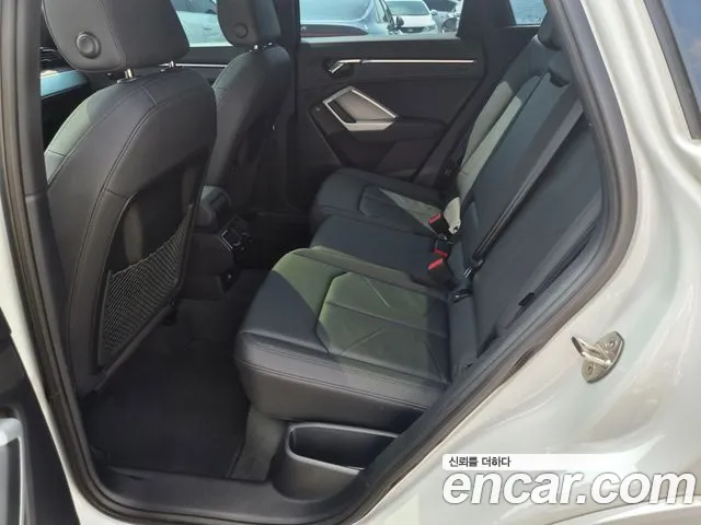 Audi Q3 35 TDI Premium — Фото автомобиля 4