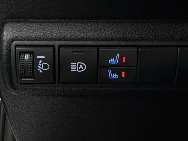Toyota Corolla — Фото автомобиля 5