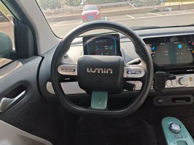 Changan Lumin — Фото автомобиля 11