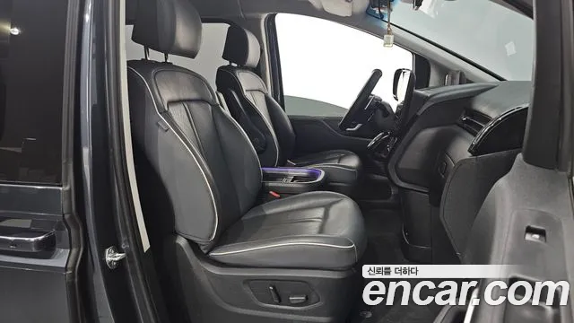 Hyundai Staria — Фото автомобиля 10