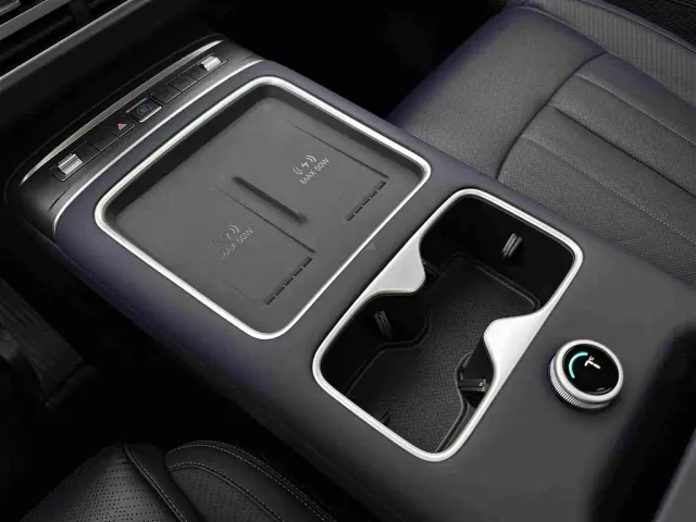 BYD FangChengBao Titanium 7 — Фото автомобиля 12