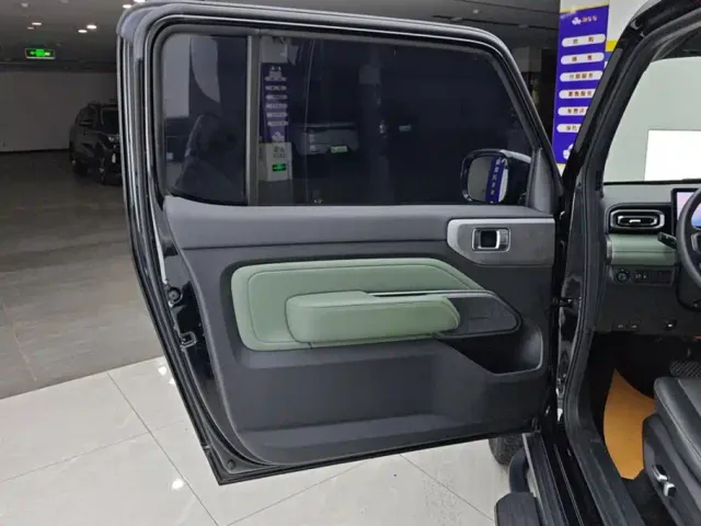 Baojun Yep — Фото автомобиля 7