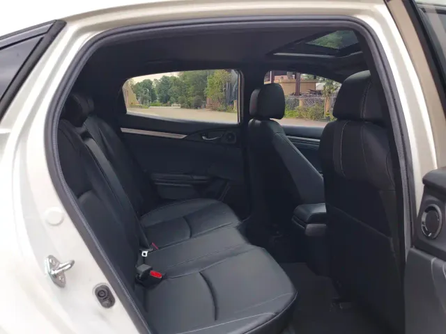 Honda Civic — Фото автомобиля 12