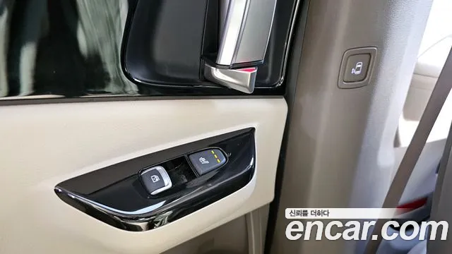 Kia Canival Carnival 4 поколение Бензин 9 мест Noblesse — Фото автомобиля 19