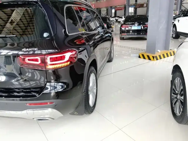 Mercedes-Benz GLB-Class — Фото автомобиля 7