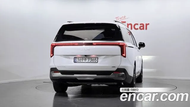 Kia Carnival 4th Gen — Фото автомобиля 4