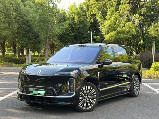 Фотография автомобиля — Nio ES9