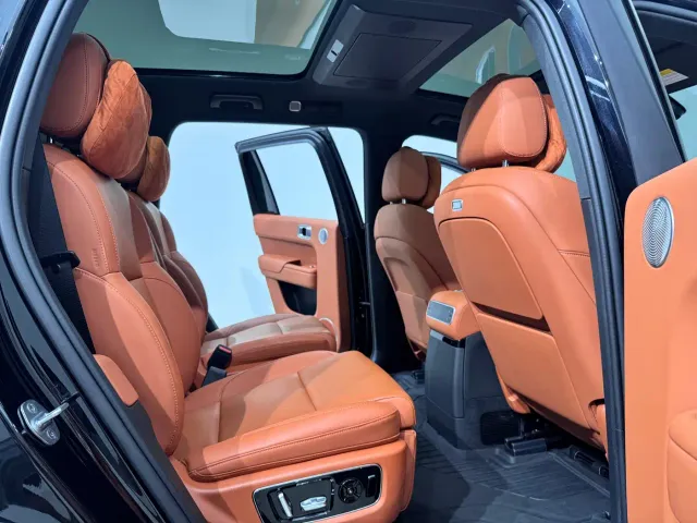 Li Auto L9 — Фото автомобиля 10