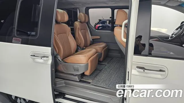 Hyundai Staria — Фото автомобиля 17