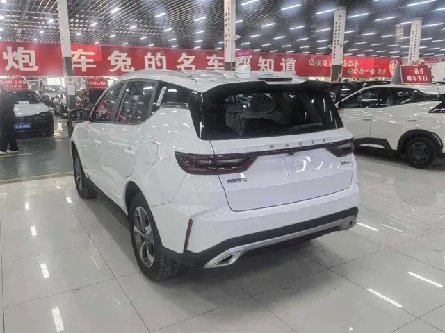 Geely Haoyue PRO — Фото автомобиля 3