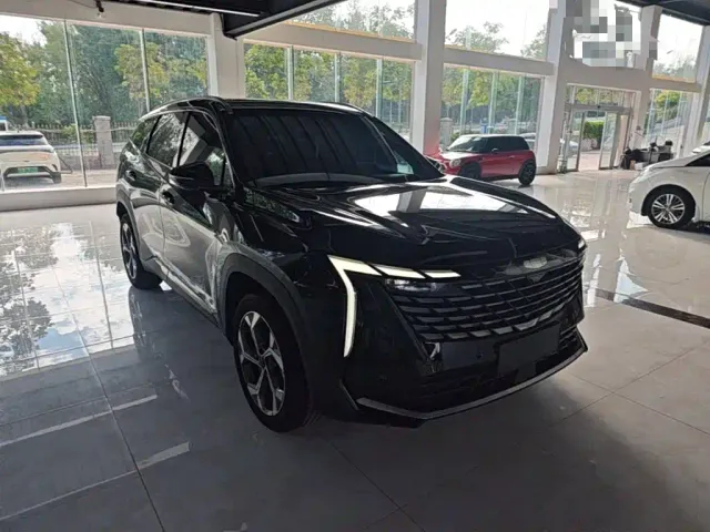 Geely Boyue L — Фото автомобиля 3