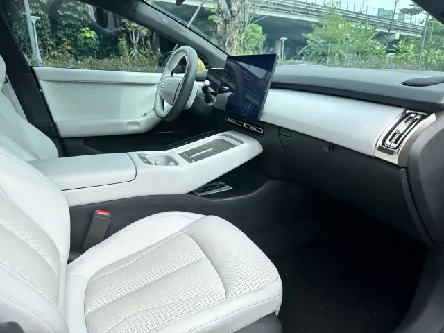 XPeng XPeng P7+ 2024 Ultra Long Range Max — Фото автомобиля 10