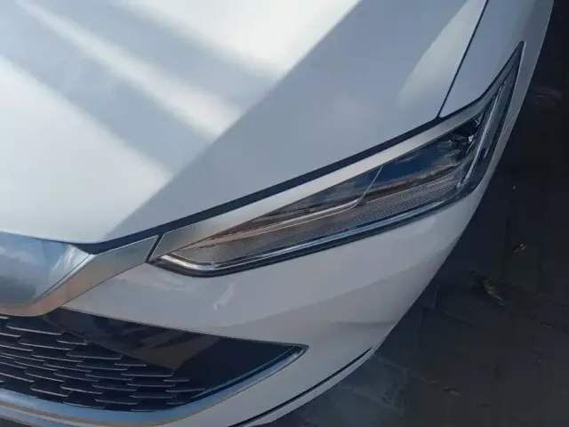 BYD Qin PLUS 2024 Glory Edition DM-i 55KM Leading — Фото автомобиля 5