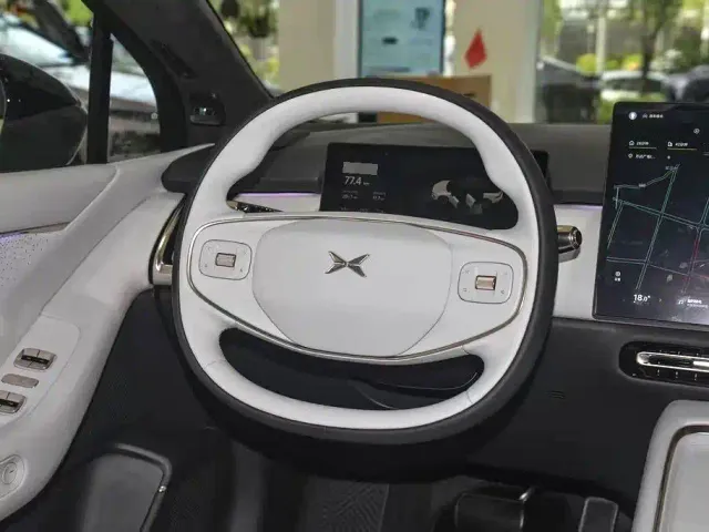 Xpeng P7+ — Фото автомобиля 4