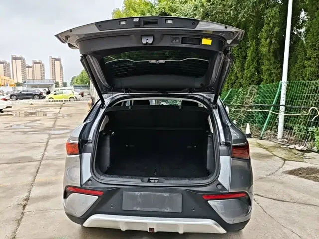 BYD Yuan PLUS — Фото автомобиля 18