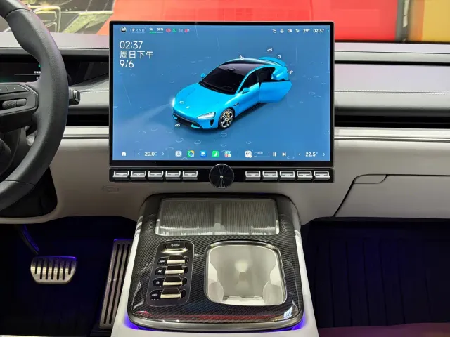 Xiaomi SU7 — Фото автомобиля 8
