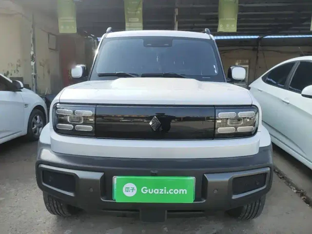 Baojun Yep — Фото автомобиля 2