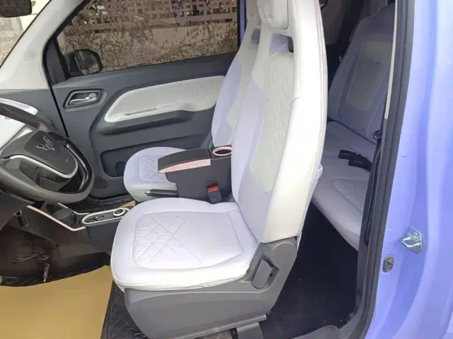 Wuling Hongguang Mini EV — Фото автомобиля 16
