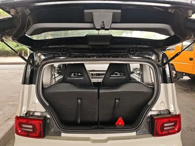 Wuling Hongguang Mini EV — Фото автомобиля 18