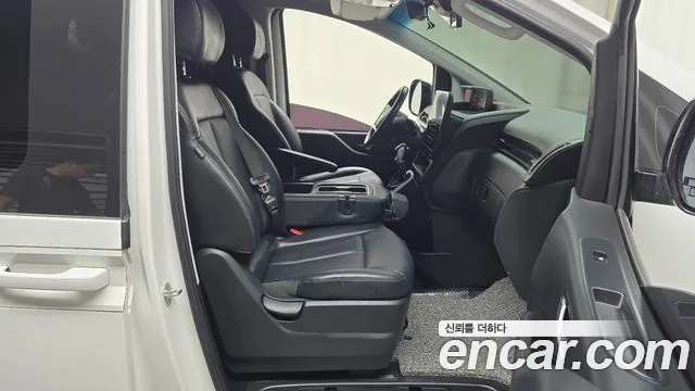 Hyundai Staria Staria Карго 3 места — Фото автомобиля 11