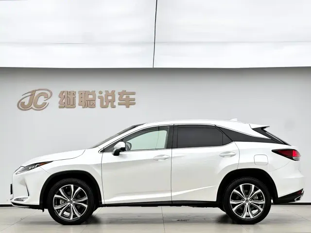 Lexus RX — Фото автомобиля 3