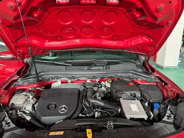 Mercedes-Benz GLA-Class — Фото автомобиля 12
