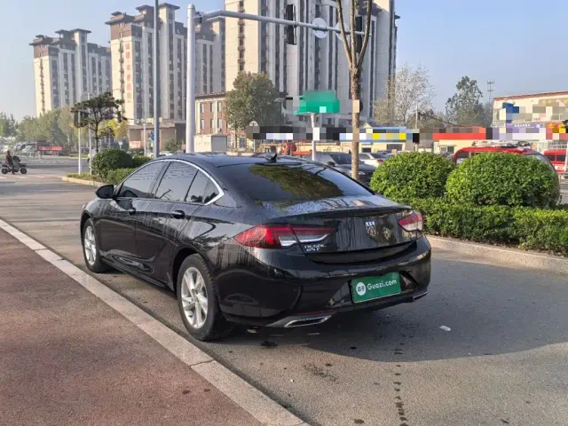 Buick Regal — Фото автомобиля 4