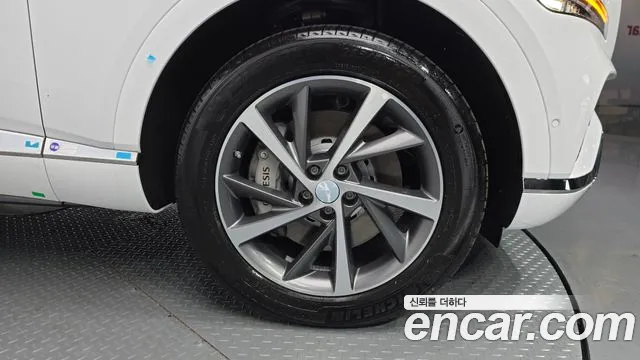Genesis GV80 2.5T Бензин AWD — Фото автомобиля 21