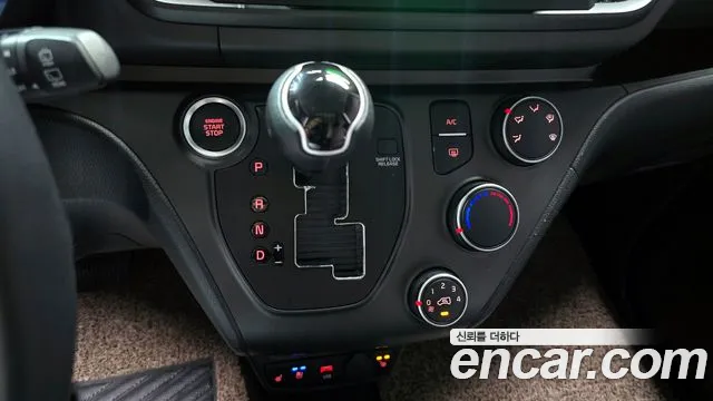 Kia RAY Новый Kia Ray Фургон — Фото автомобиля 9