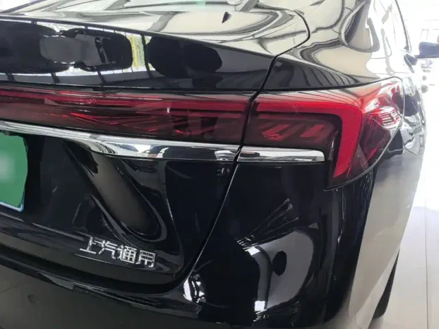 Buick LaCrosse — Фото автомобиля 7