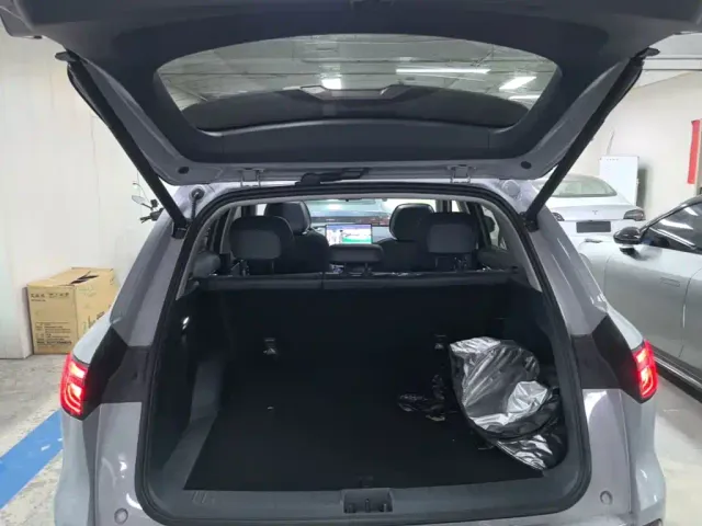 Geely Galaxy E5 — Фото автомобиля 18