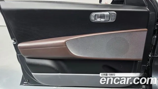 Hyundai Ioniq 6 — Фото автомобиля 13