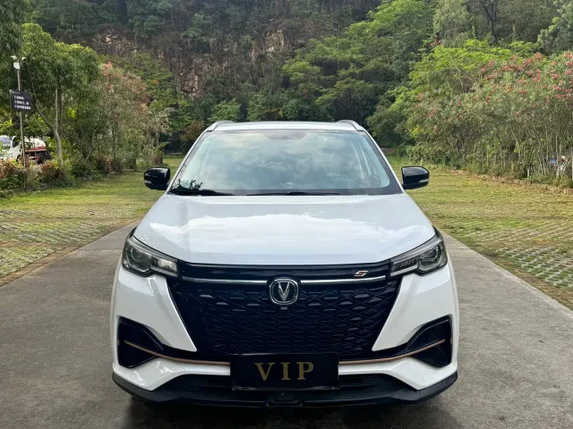 Changan CS55 Plus — Фото автомобиля 2