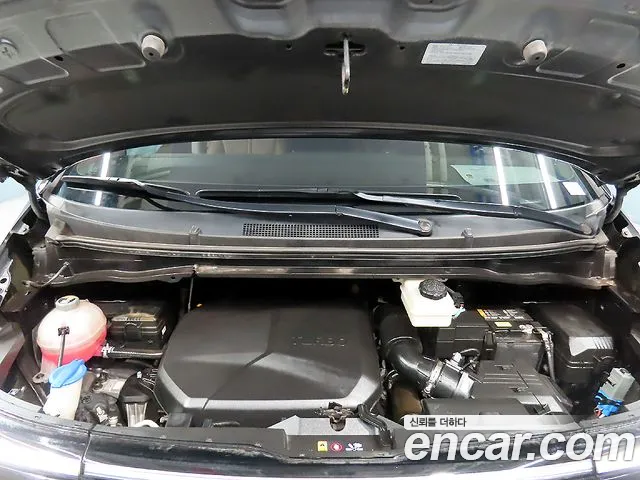 Hyundai Staria Staria 4WD Lounge 9 мест — Фото автомобиля 19