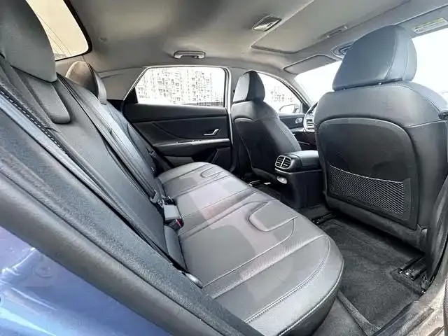 Hyundai Elantra 2023 1.5L CVT GLX Elite Edition — Фото автомобиля 15