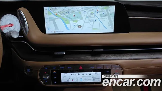 Genesis G90 Бензин 3.5 турбо AWD — Фото автомобиля 13