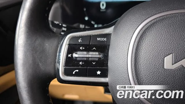 Kia Canival Carnival 4 поколение Дизель 9 мест Prestige — Фото автомобиля 28