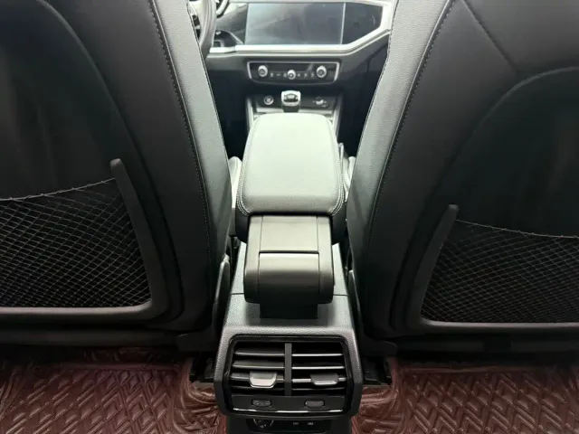 Audi Q3 — Фото автомобиля 18