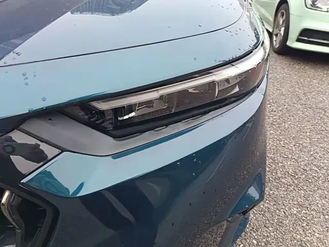 Honda Inspire Hybrid — Фото автомобиля 23