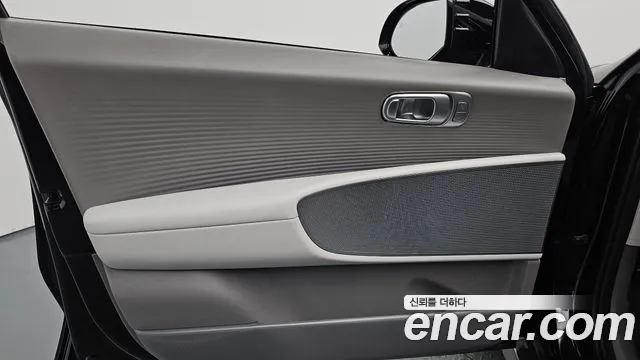 Hyundai Ioniq 6 — Фото автомобиля 24