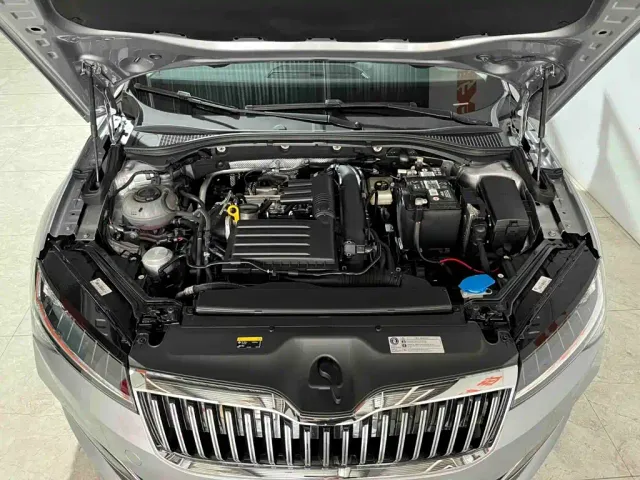 Skoda Superb — Фото автомобиля 26