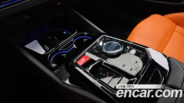 BMW M5 — Фото автомобиля 8
