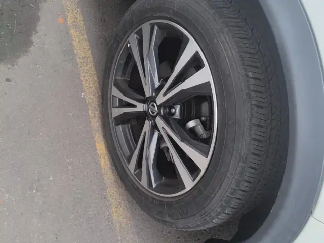 Nissan Qashqai 2022 2.0L CVT XV Prem Luxury Edition — Фото автомобиля 6